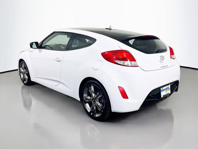 Used 2016 Hyundai Veloster w/ Option Group 02 FWD image 7