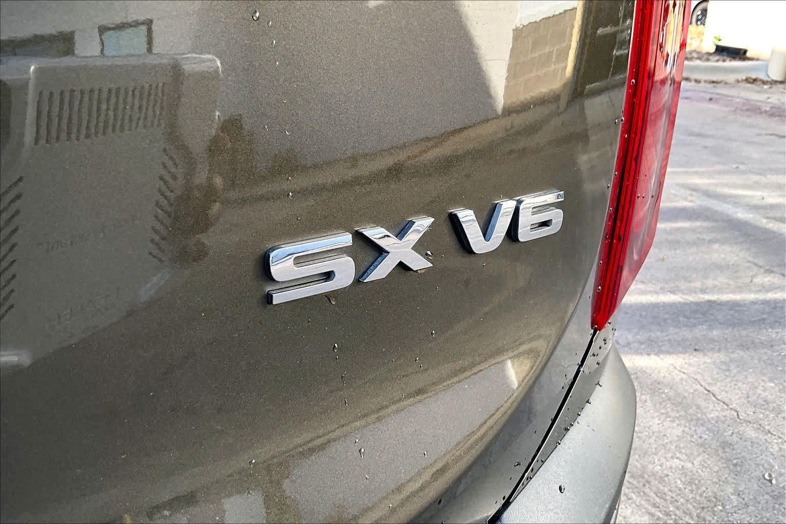 Used 2020 Kia Telluride SX w/ Towing Package FWD image 10