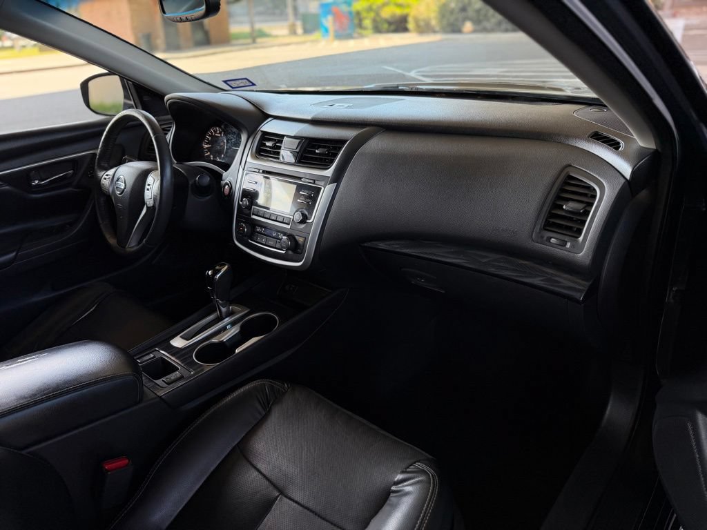 Used 2017 Nissan Altima 2.5 SL FWD image 45