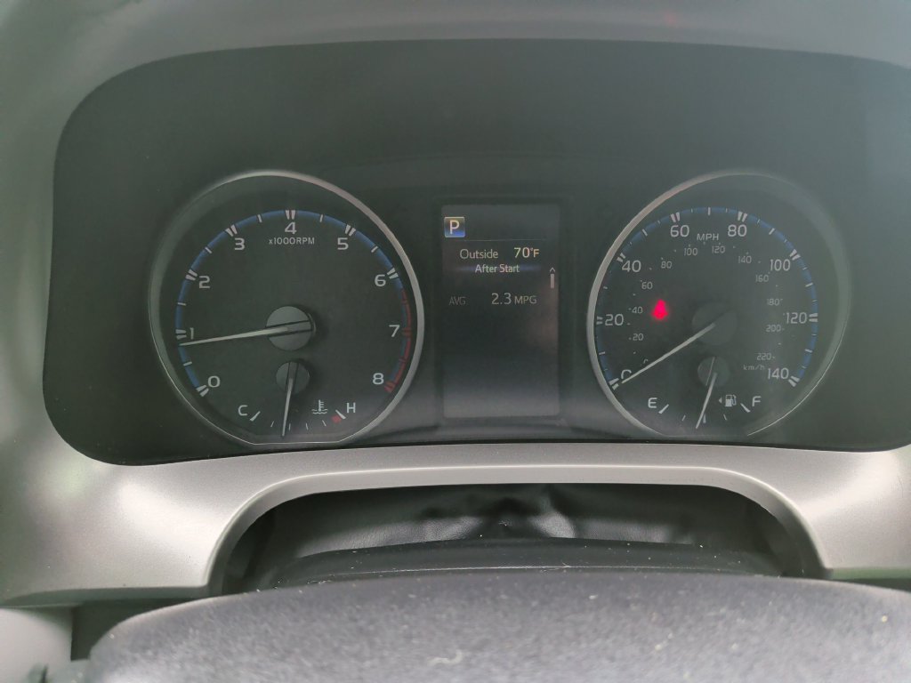 Used 2018 Toyota RAV4 XLE w/ Plus Extra Value Package AWD/4WD image 28