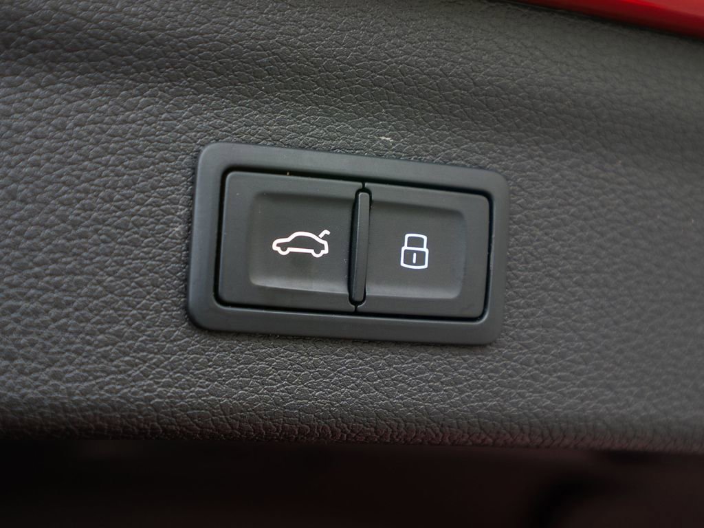 Used 2023 Audi Q3 2.0T Premium Plus image 35