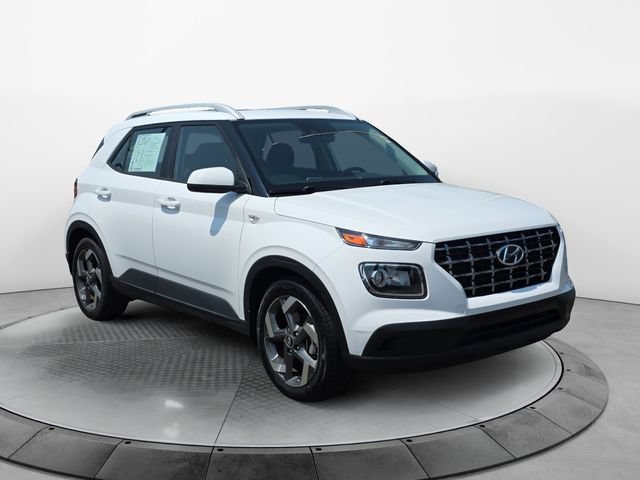 Used 2022 Hyundai Venue SEL FWD image 7