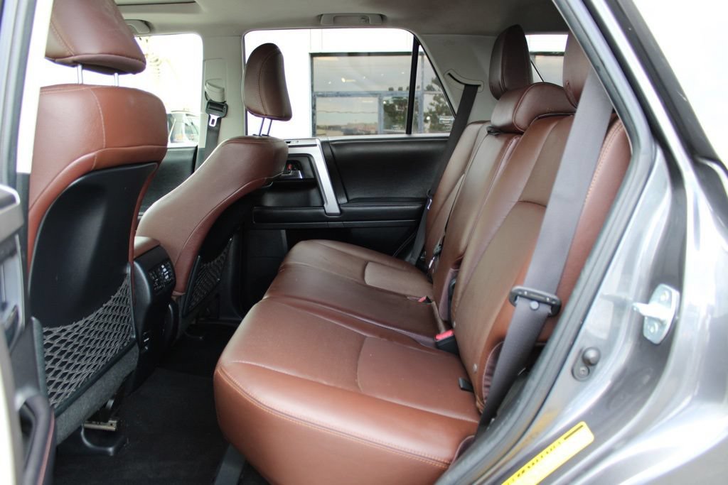 Used 2018 Toyota 4Runner Limited AWD/4WD image 12