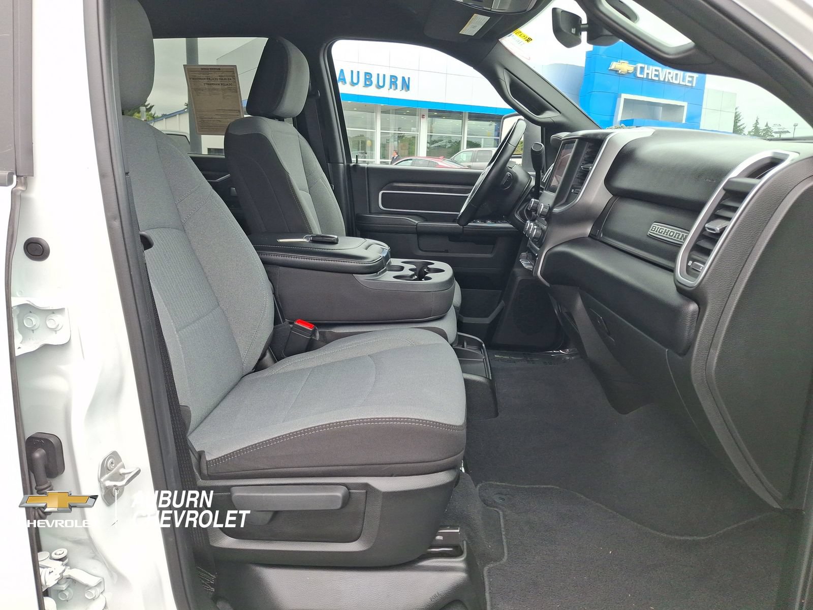Used 2024 RAM 3500 Big Horn AWD/4WD image 23
