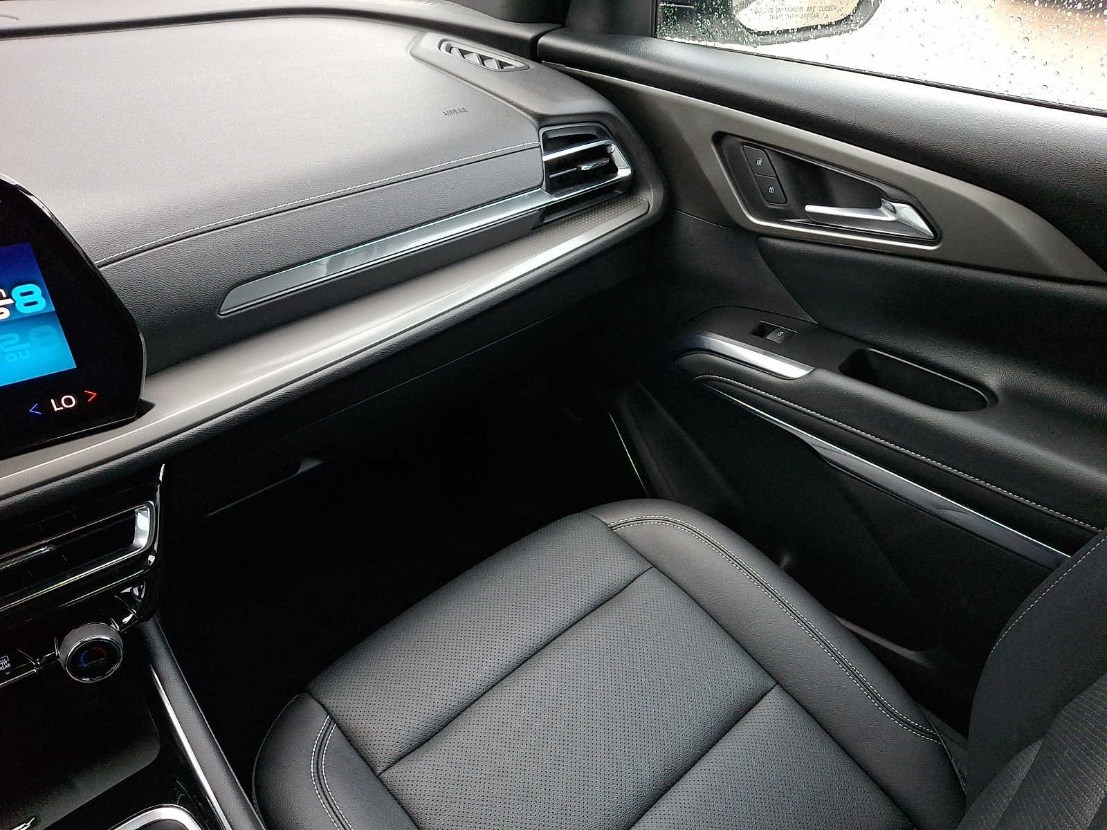 Used 2025 Chevrolet Traverse LT w/ Enhanced Driving Package FWD image 20