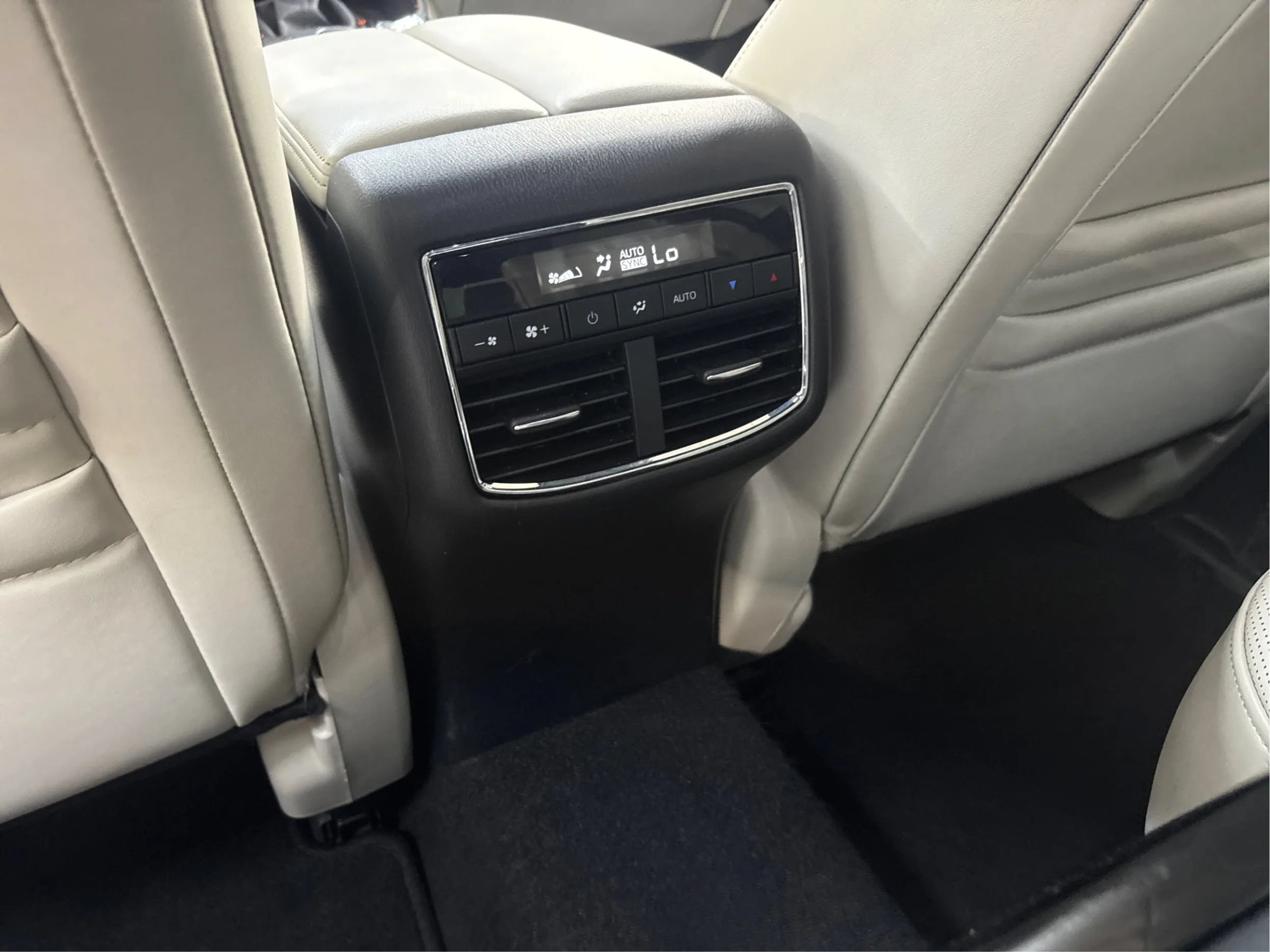 Used 2021 MAZDA CX-9 Signature AWD/4WD image 27