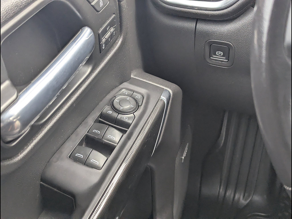 Used 2021 GMC Sierra 1500 AT4 w/ AT4 Premium Package AWD/4WD image 30