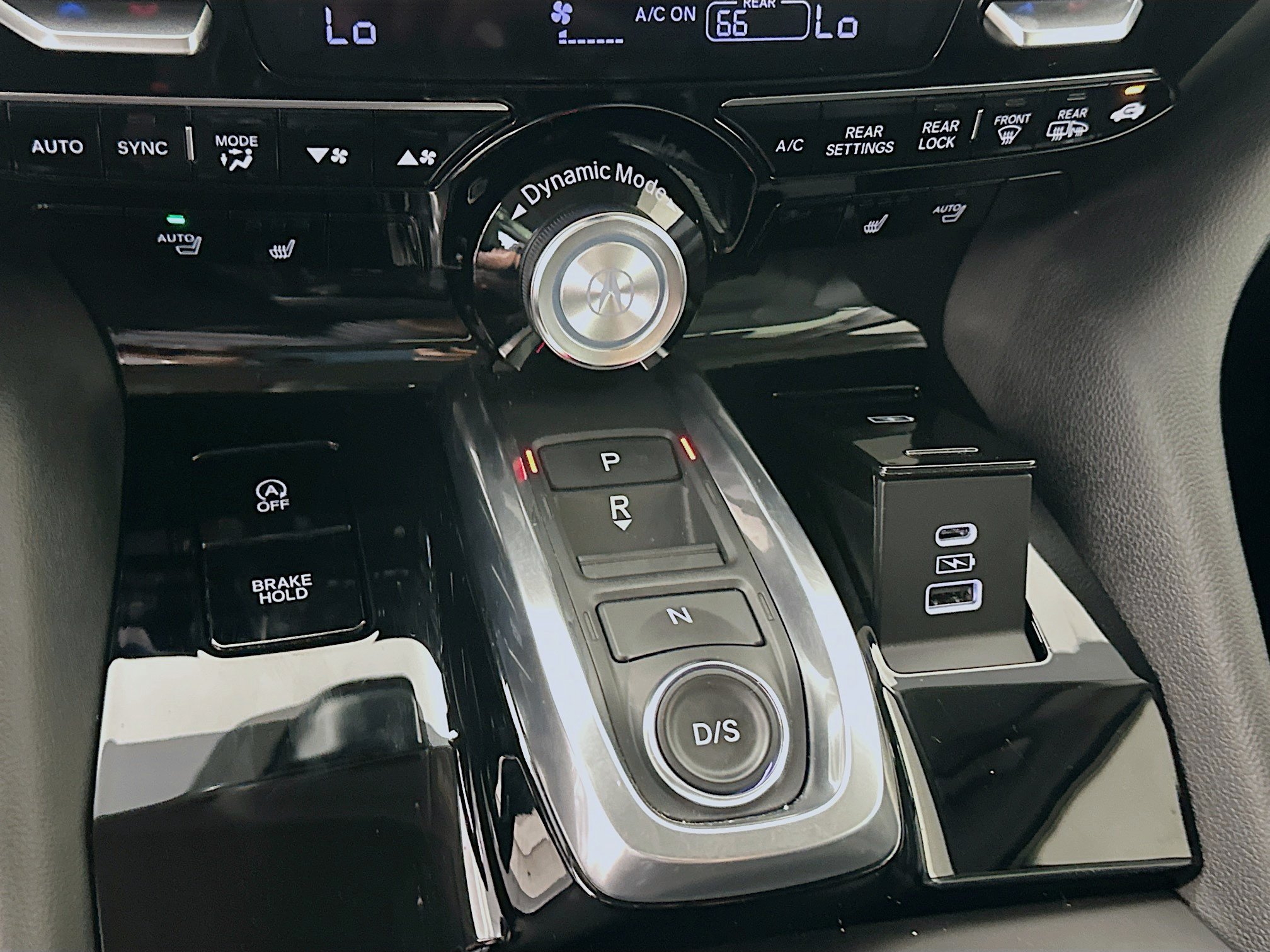 Used 2025 Acura MDX FWD image 23