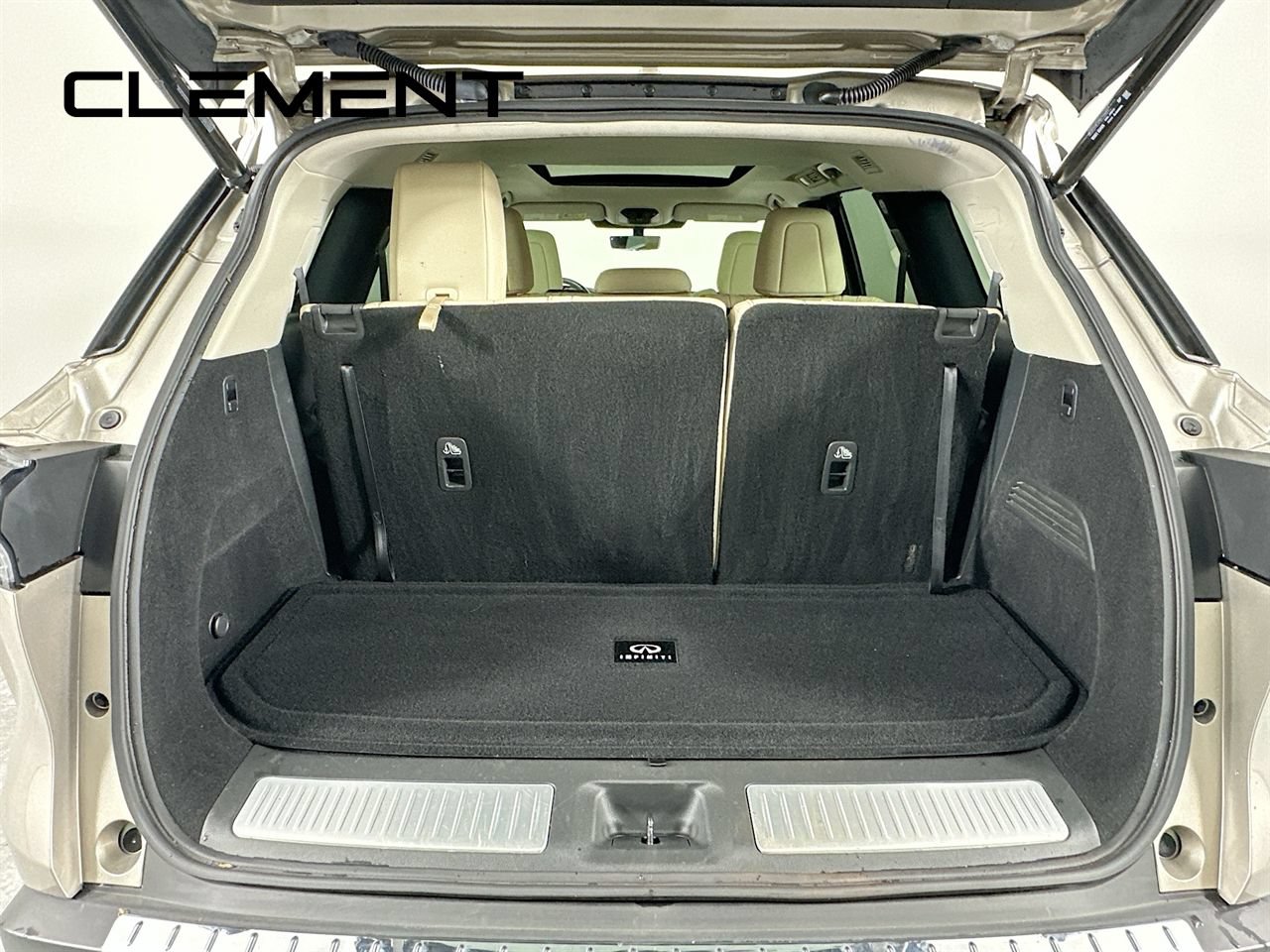Used 2023 INFINITI QX60 Luxe w/ Vision Package AWD/4WD image 11