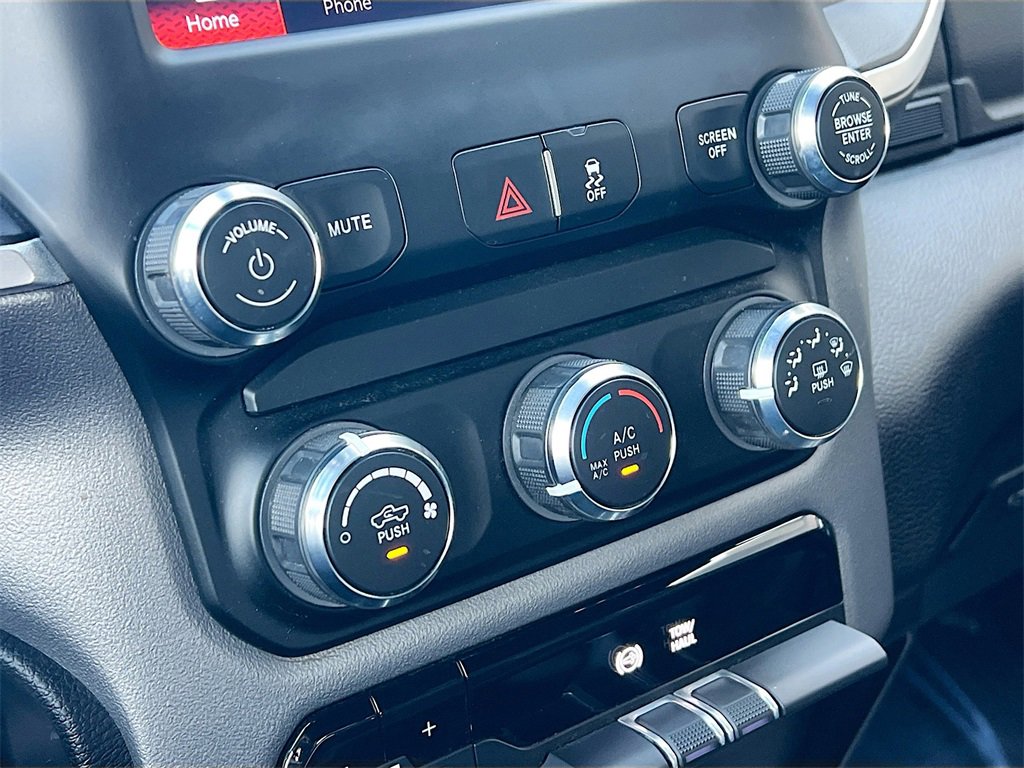 Used 2024 RAM 2500 Big Horn image 15