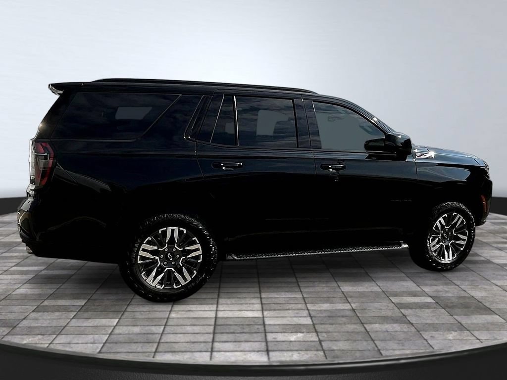 Used 2025 Chevrolet Tahoe Z71 w/ Comfort Package AWD/4WD image 8