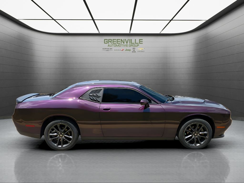 Used 2022 Dodge Challenger SXT w/ Blacktop Package image 6