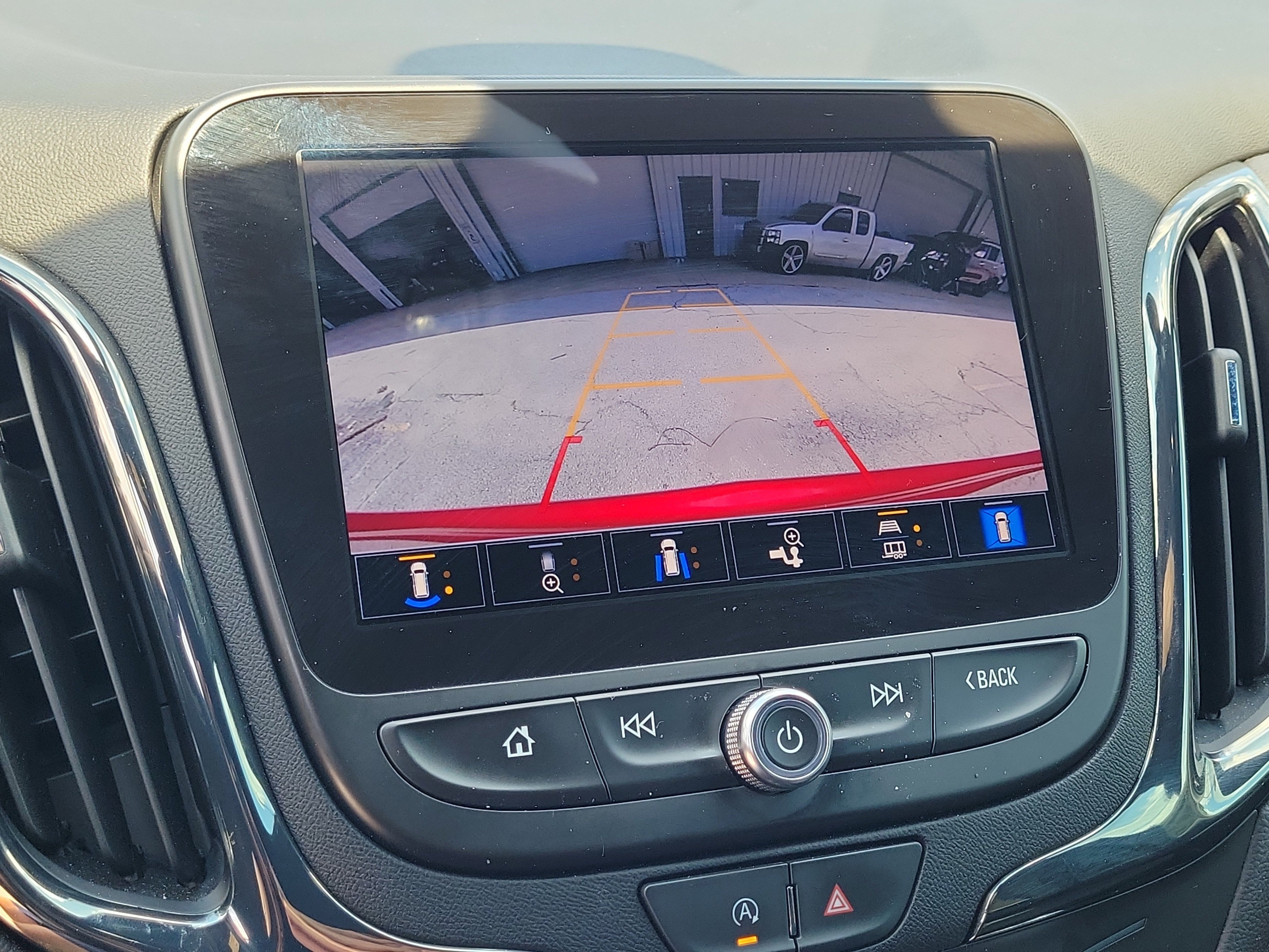 Used 2024 Chevrolet Equinox RS FWD image 22