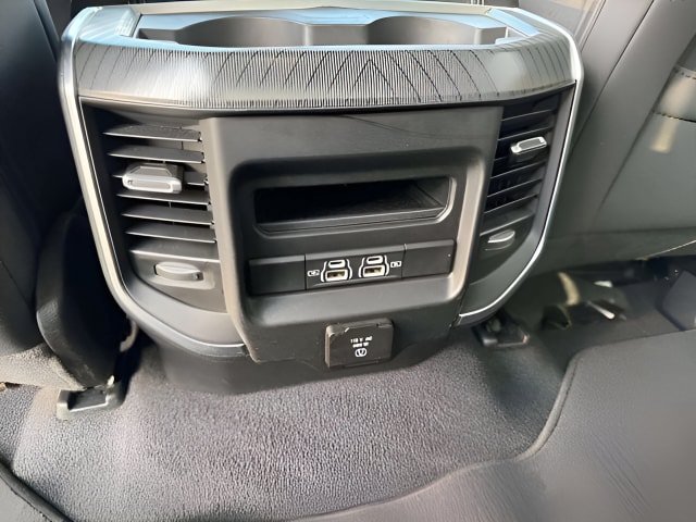 Used 2025 RAM 1500 Big Horn AWD/4WD image 13