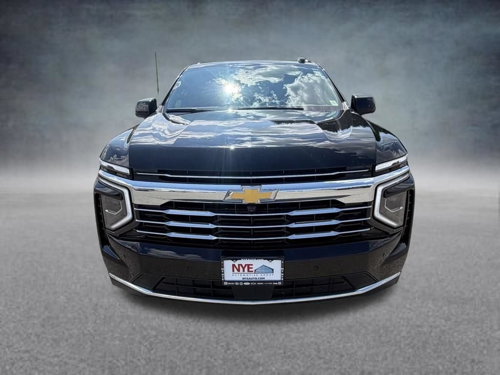 Used 2025 Chevrolet Tahoe LT AWD/4WD image 9