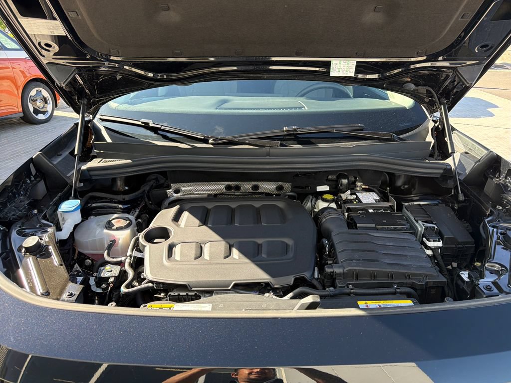 Certified 2025 Volkswagen Tiguan S AWD/4WD image 22