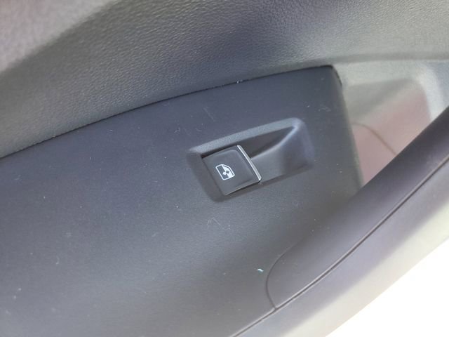 New 2026 Volkswagen Jetta SE FWD image 13