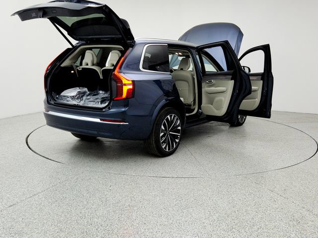 New 2026 Volvo XC90 B6 Ultra w/ Protection Package image 11