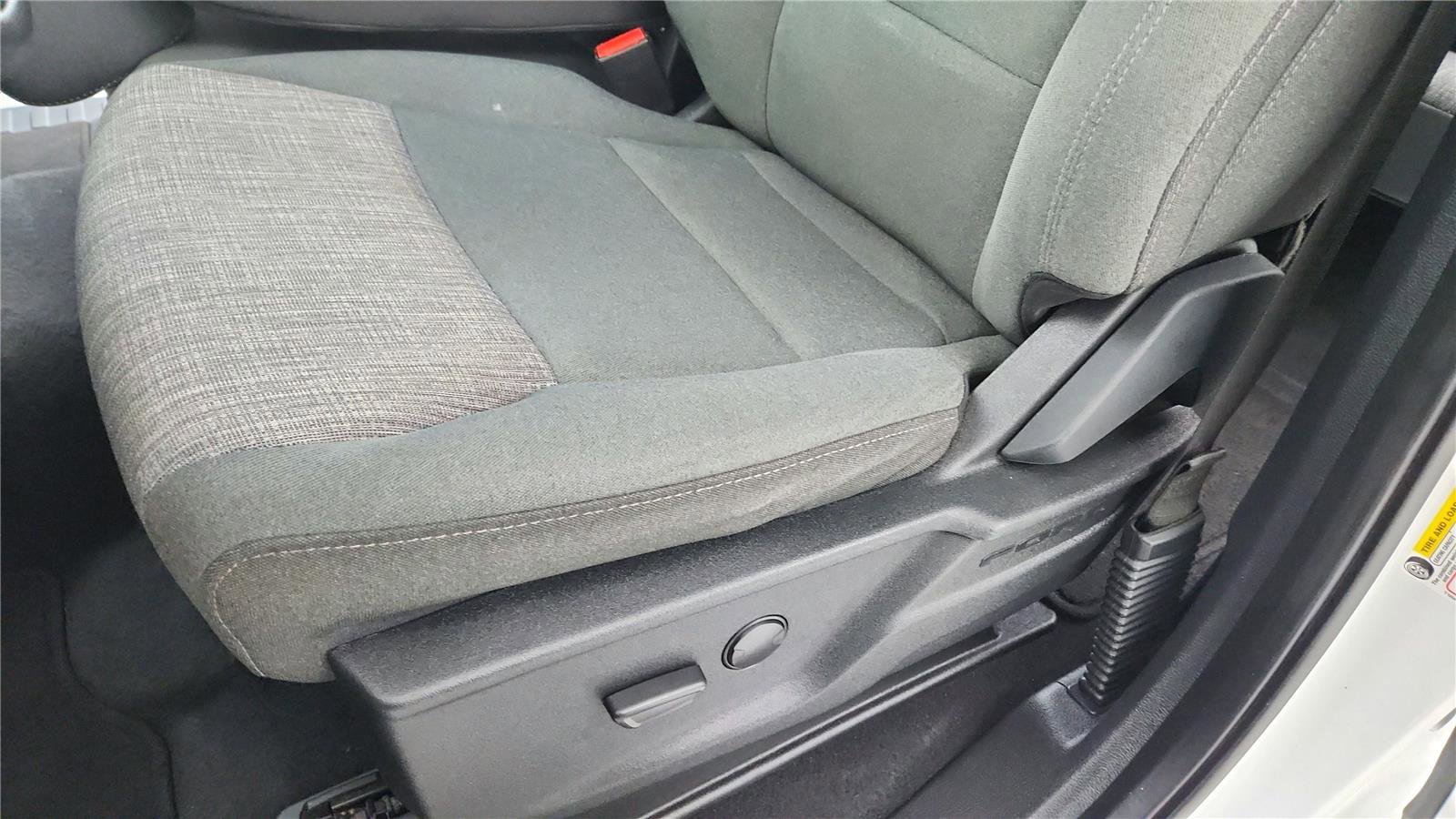 Used 2023 Ford F150 XLT image 27