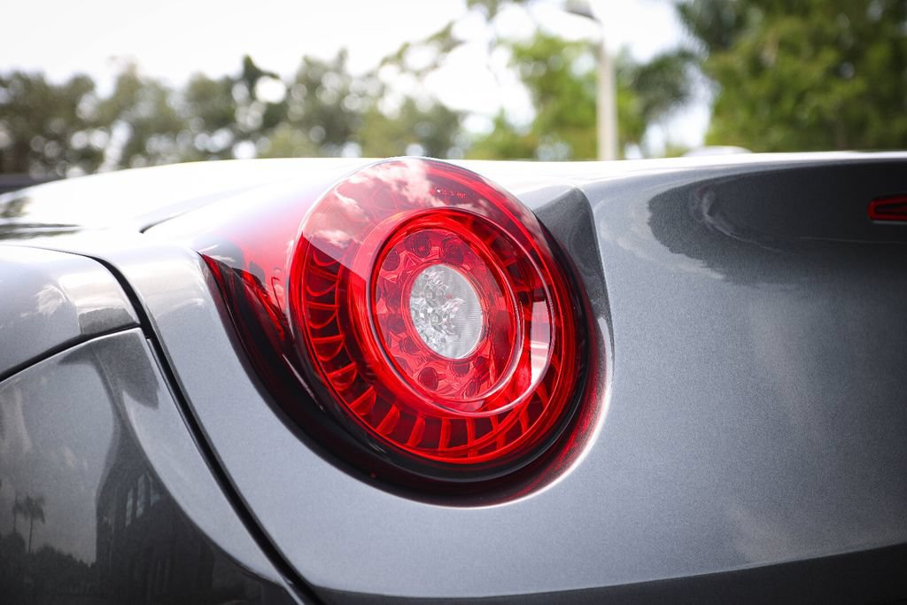 Certified 2016 Ferrari California T RWD image 20