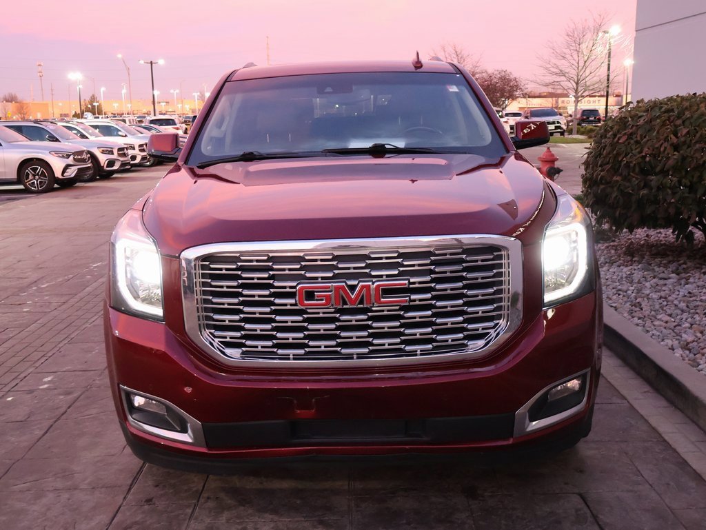 Used 2018 GMC Yukon Denali image 3