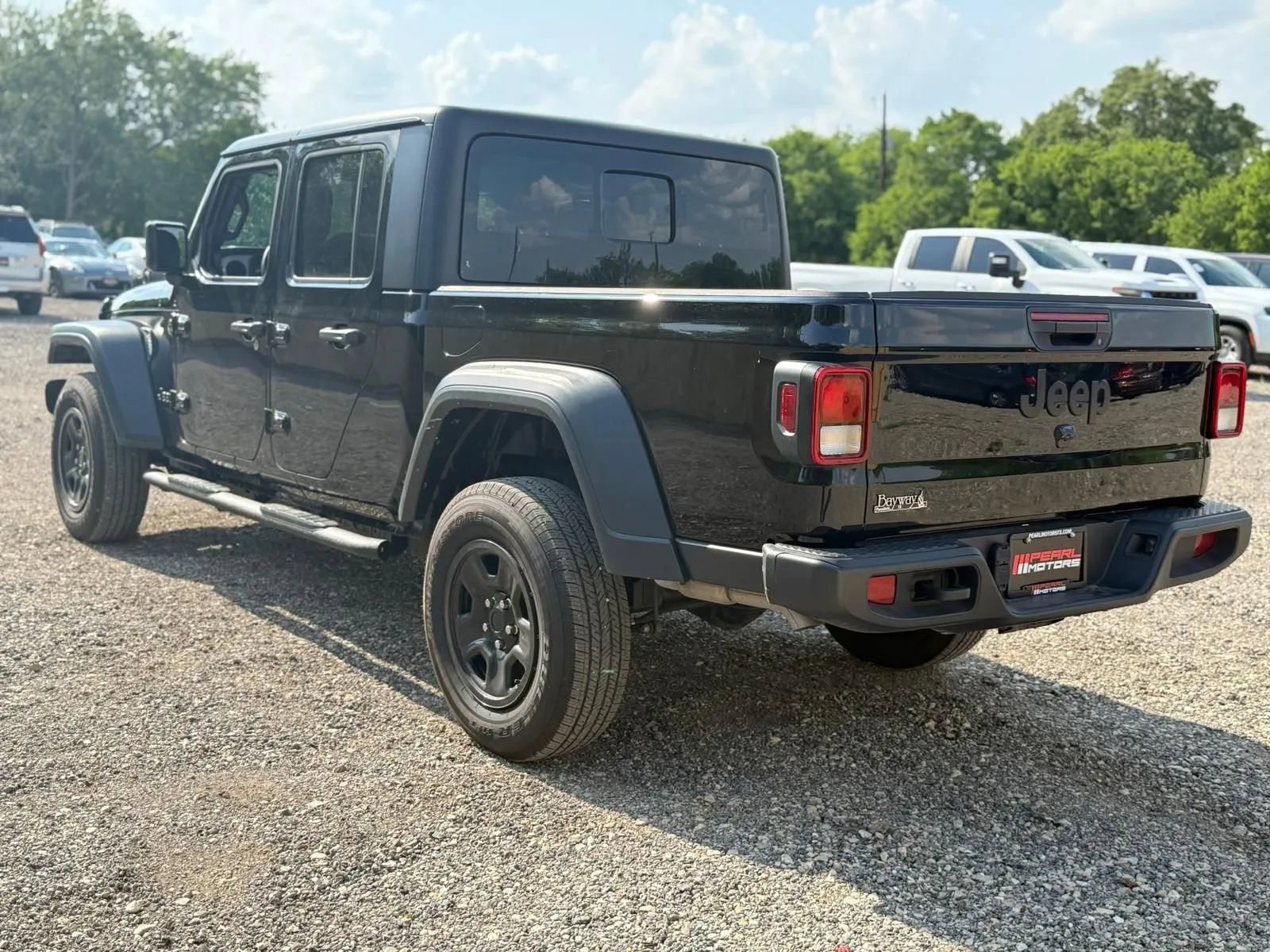 Used 2024 Jeep Gladiator Sport image 5