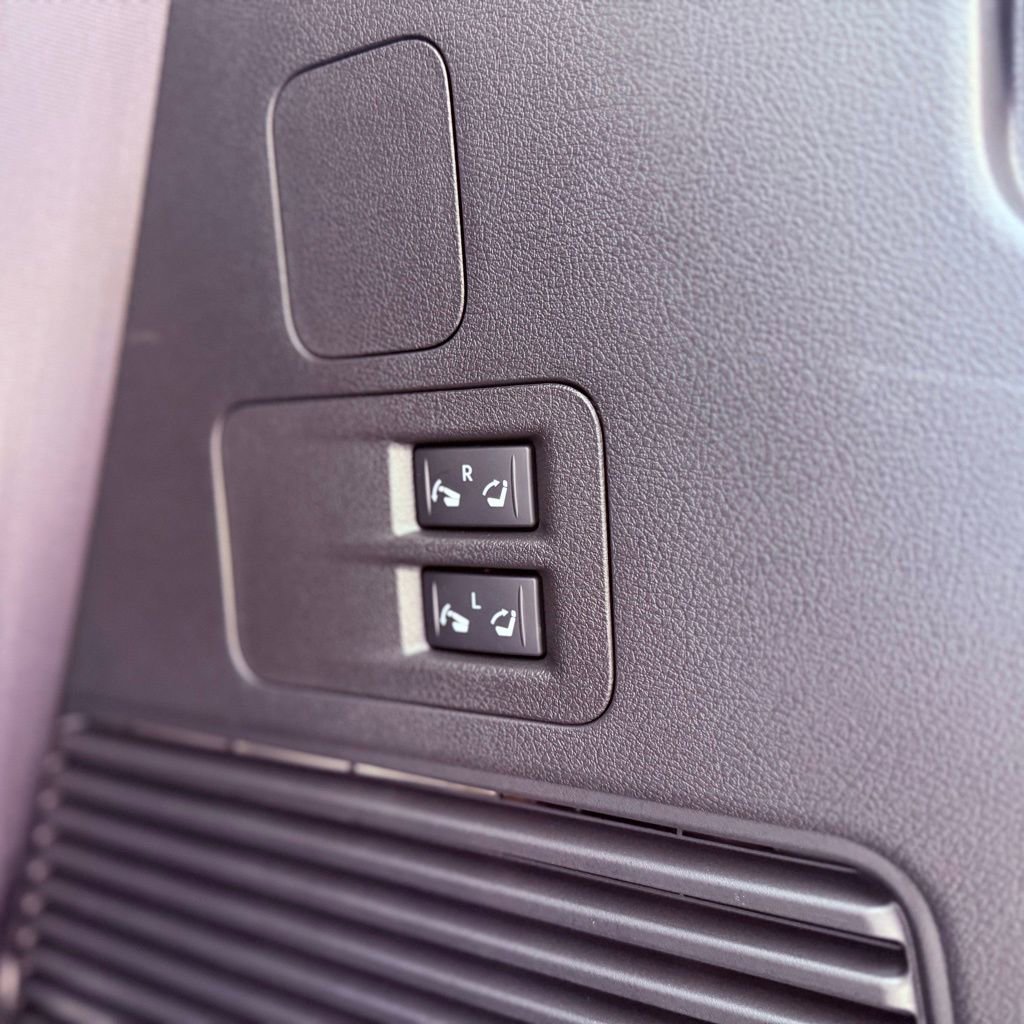 Certified 2026 INFINITI QX80 Pure w/ Cargo Package image 36