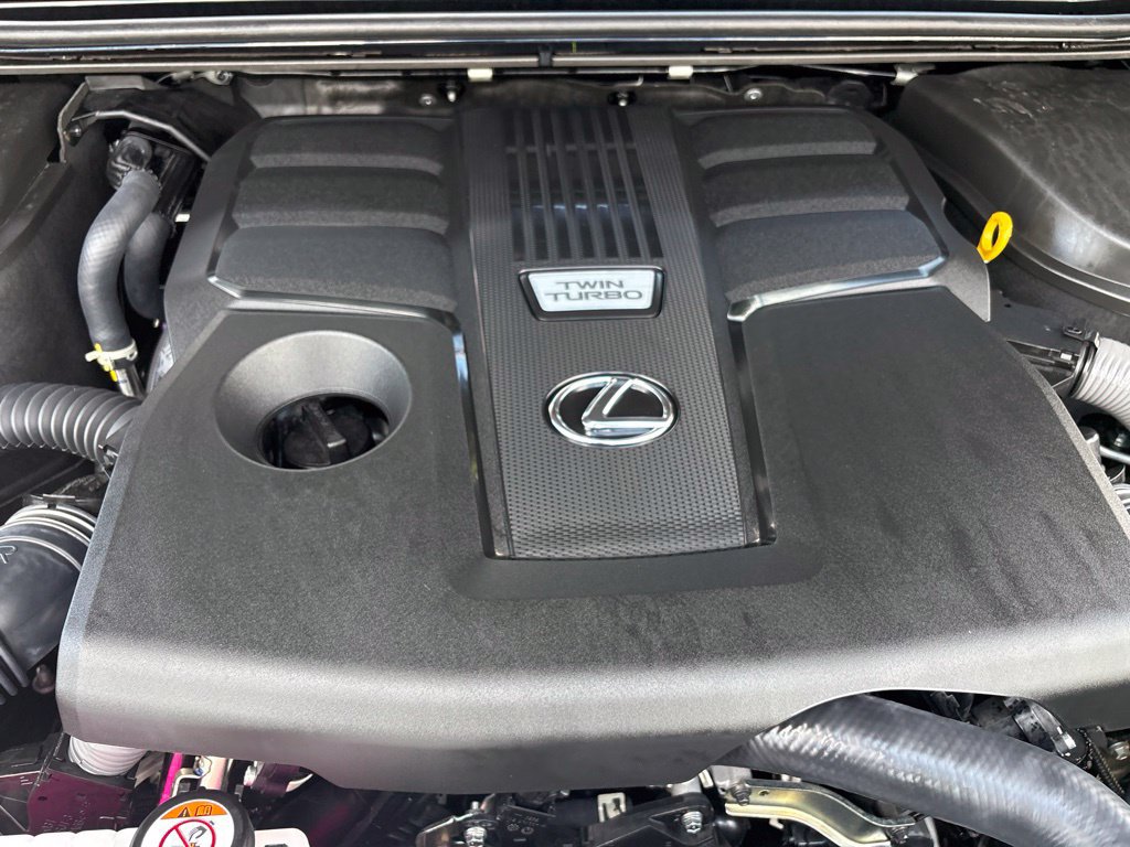 Certified 2026 Lexus GX 550 w/ Accessory Package (2T) AWD/4WD image 11