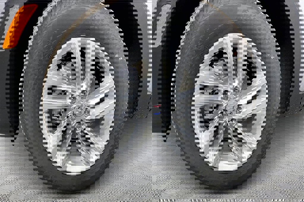 New 2026 Buick Envista Preferred image 13