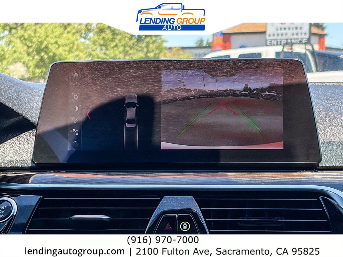 Used 2019 BMW 530i w/ Convenience Package RWD image 13