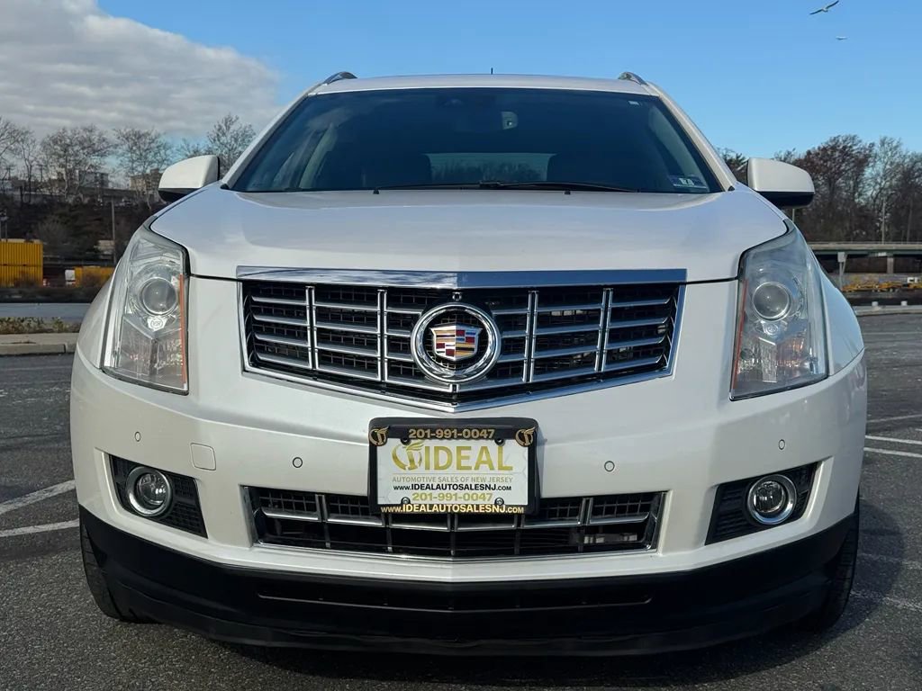 Used 2015 Cadillac SRX Premium image 2