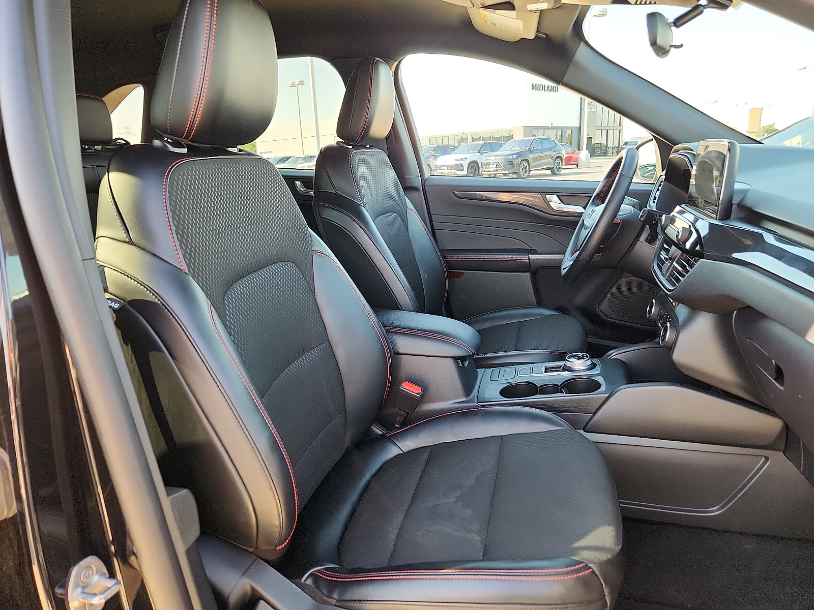 Used 2025 Ford Escape ST-Line FWD image 15