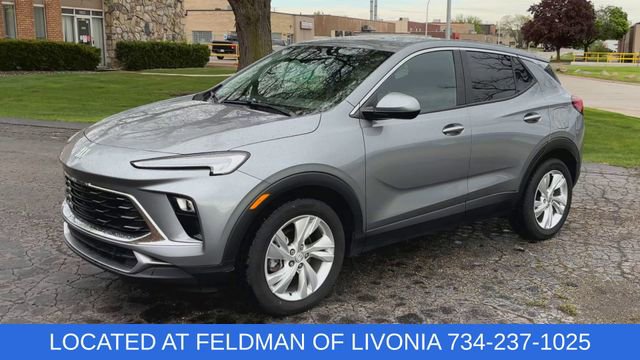 Certified 2025 Buick Encore GX Preferred FWD image 4