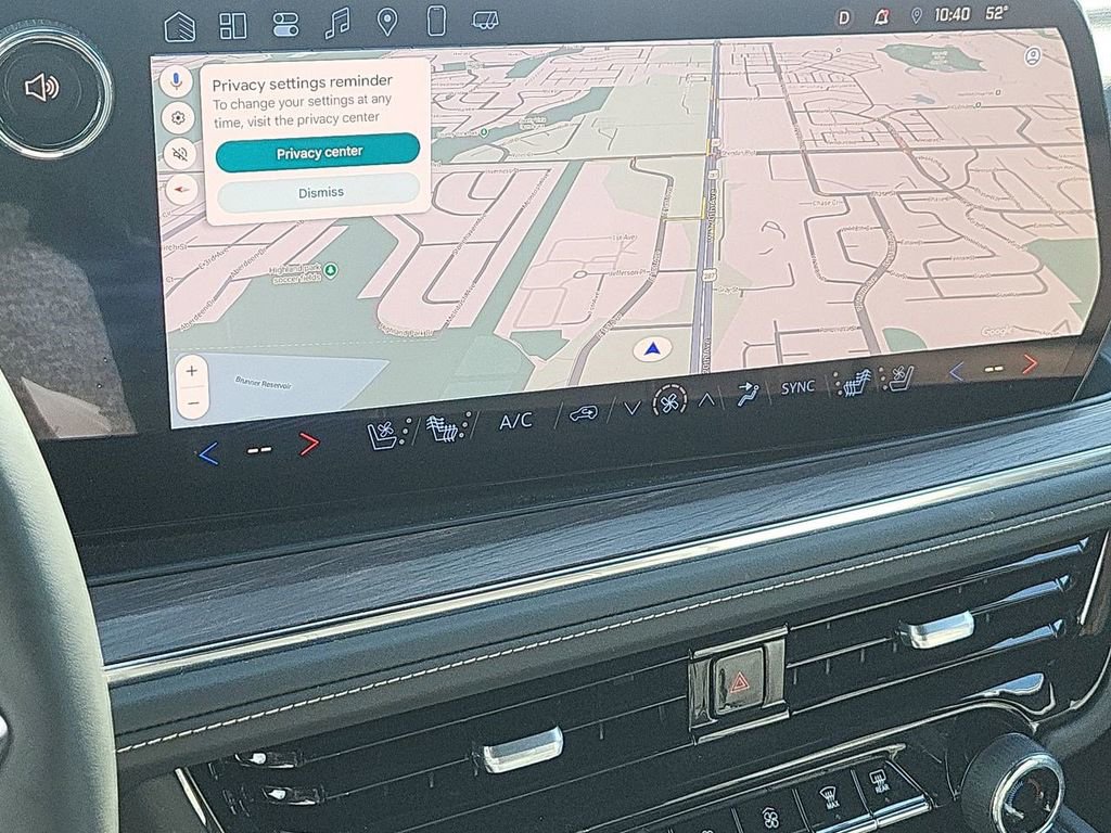 Used 2025 Chevrolet Suburban Premier image 20