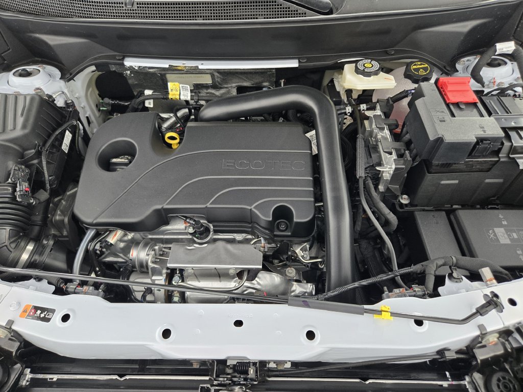 New 2026 Chevrolet Equinox RS w/ Safety and Technology Package FWD image 36
