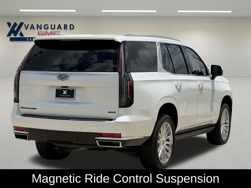 Used 2024 Cadillac Escalade Premium Luxury w/ Performance Package AWD/4WD image 10