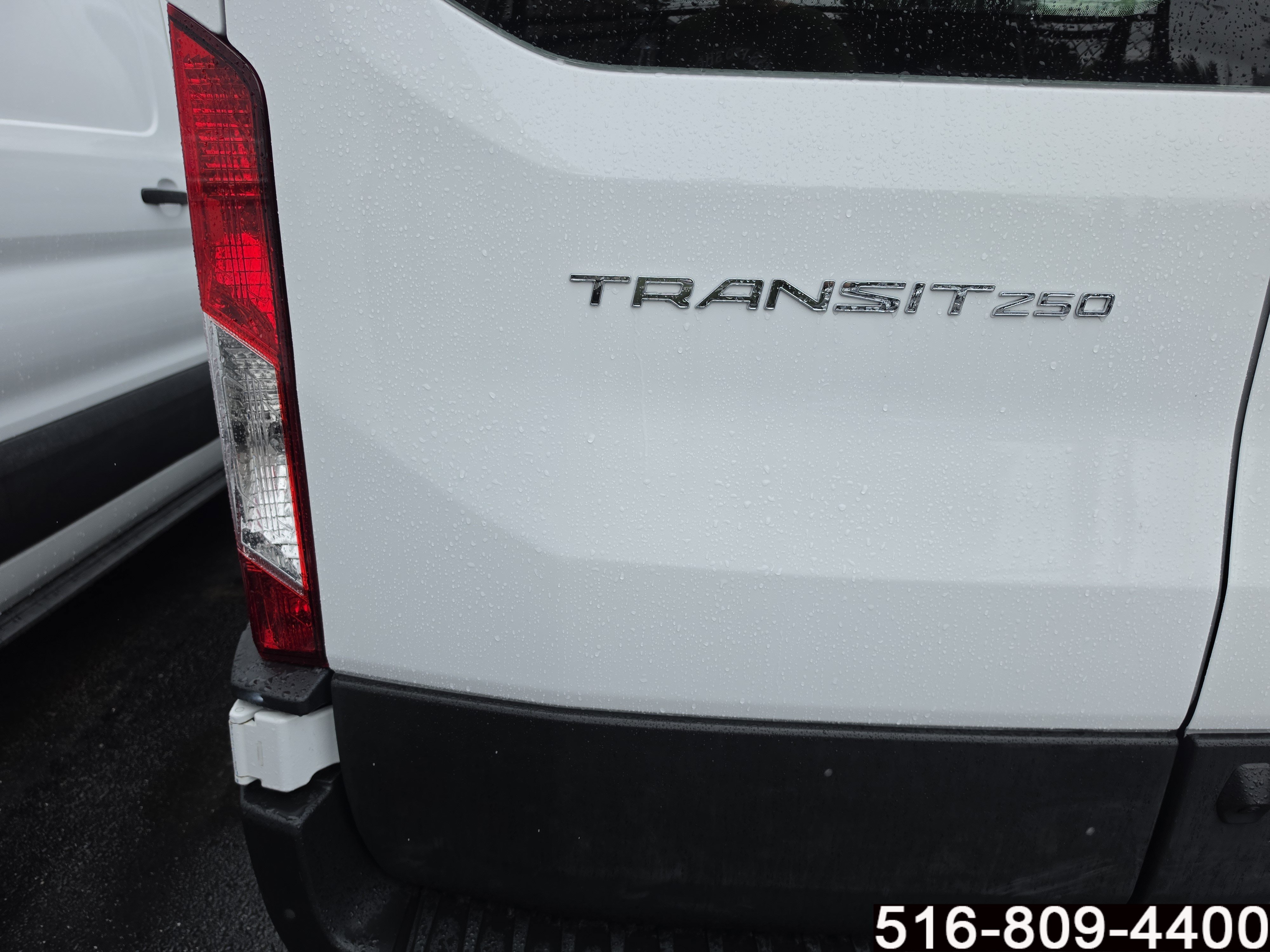 Used 2024 Ford Transit 250 Low Roof w/ Exterior Upgrade Package RWD image 27