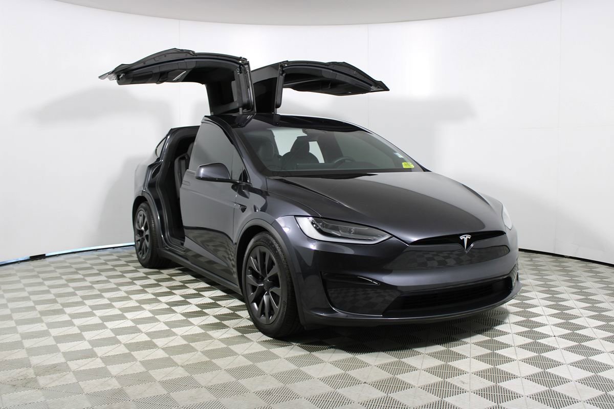 Used 2024 Tesla Model X AWD/4WD image 31