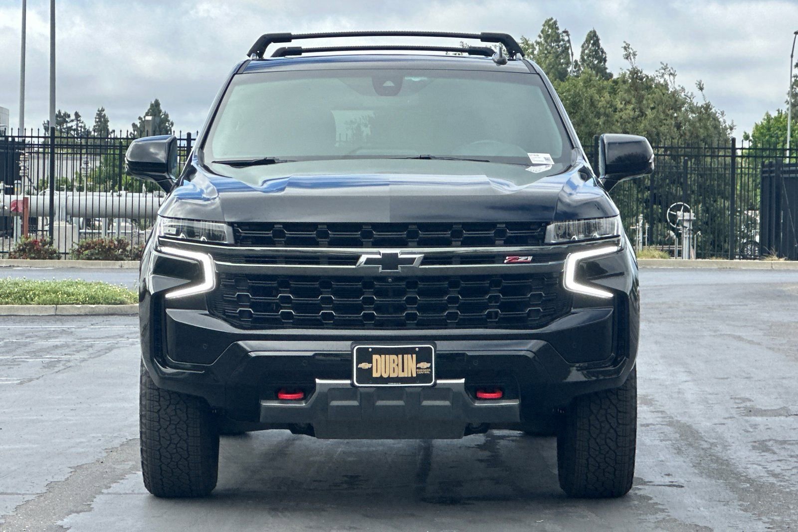 Used 2021 Chevrolet Tahoe Z71 w/ Z71 Off-Road Package AWD/4WD image 9