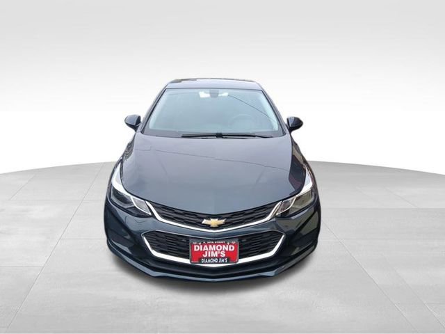 Used 2017 Chevrolet Cruze LT w/ Convenience Package image 2