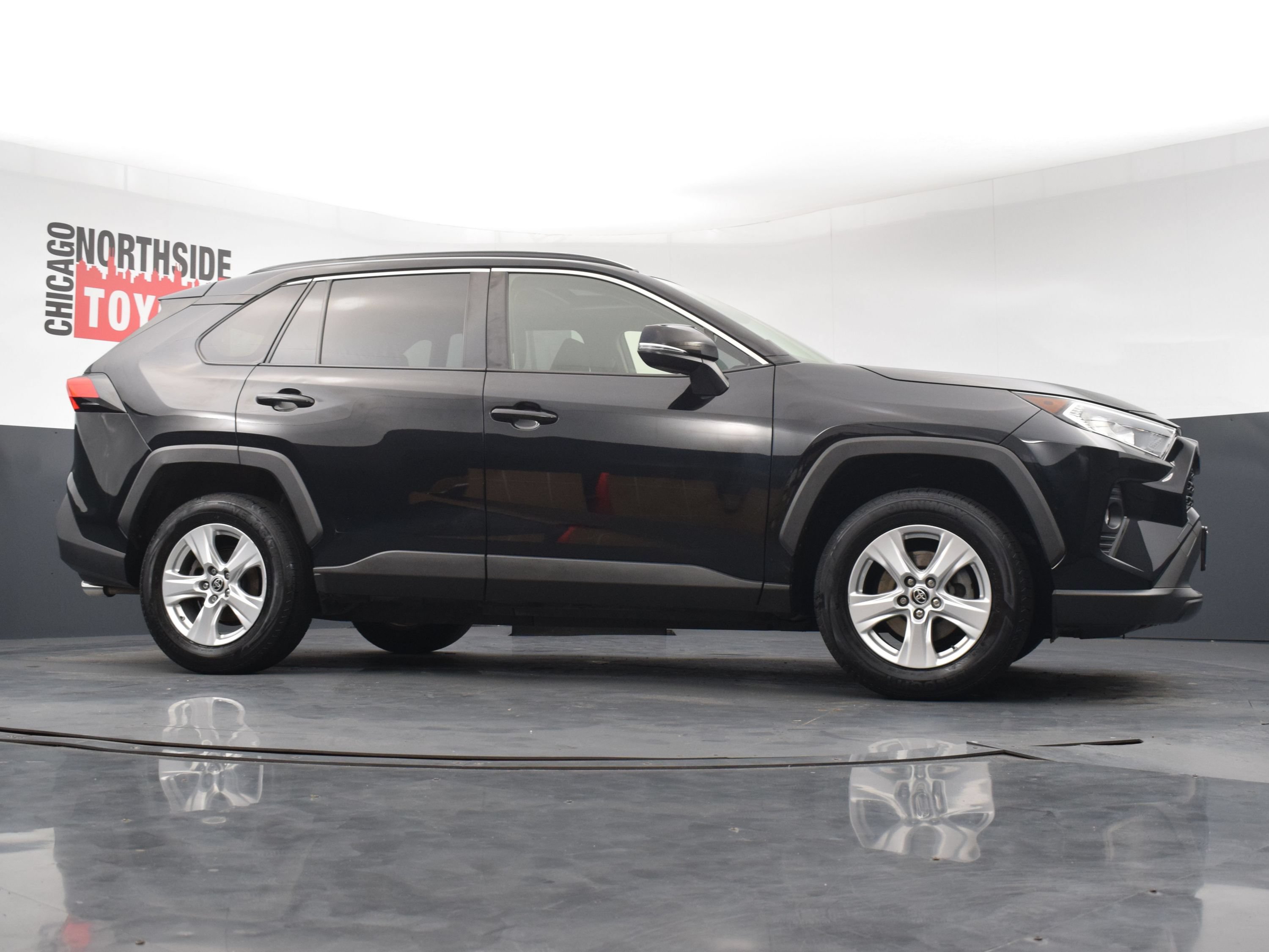 Used 2019 Toyota RAV4 XLE w/ Convenience Package AWD/4WD image 29