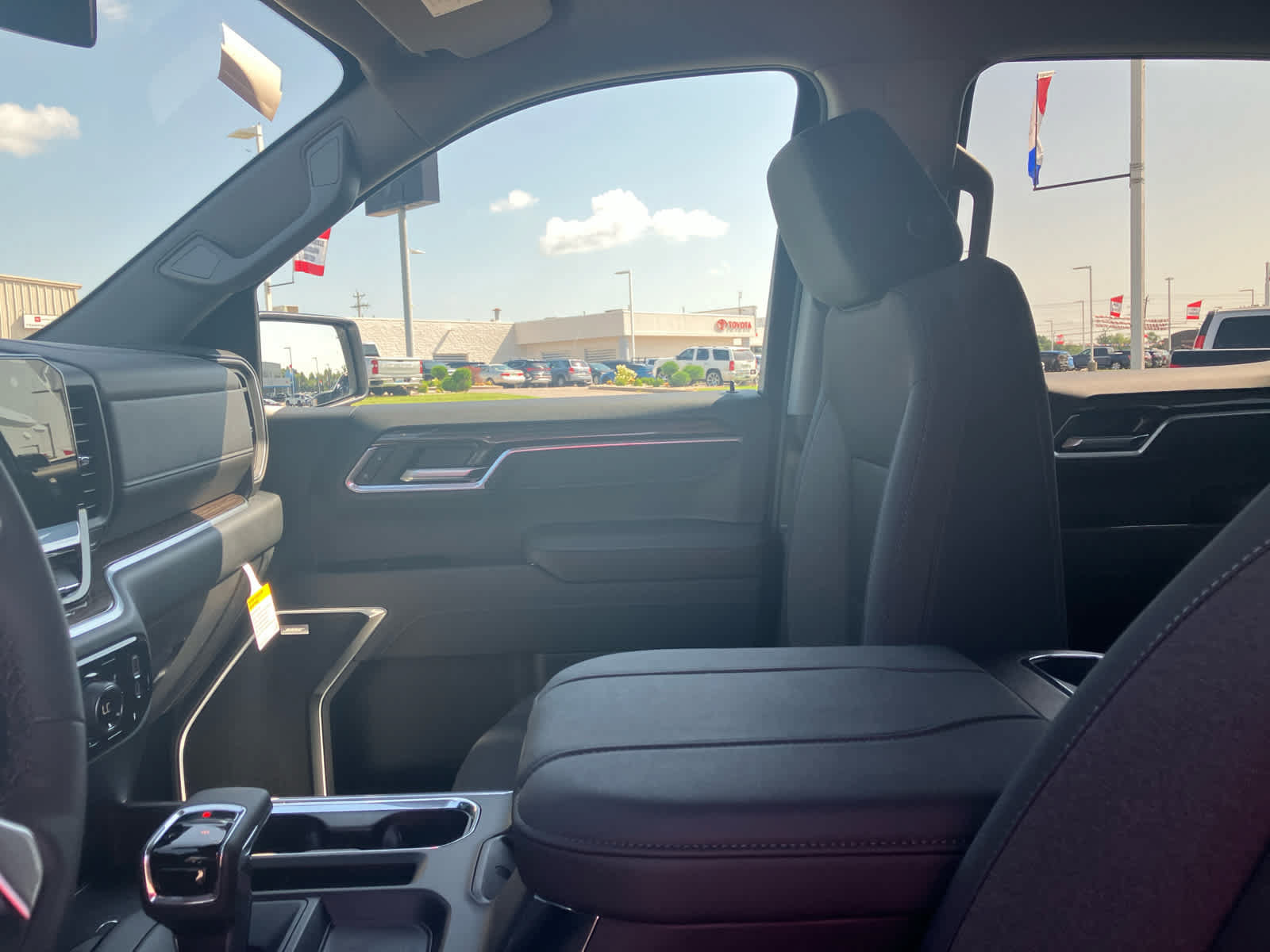 New 2026 Chevrolet Silverado 1500 RST w/ Safety Package AWD/4WD image 10