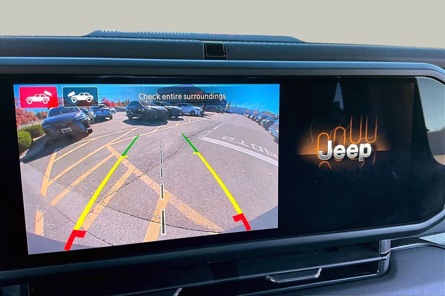 Used 2025 Jeep Wrangler Rubicon AWD/4WD image 26