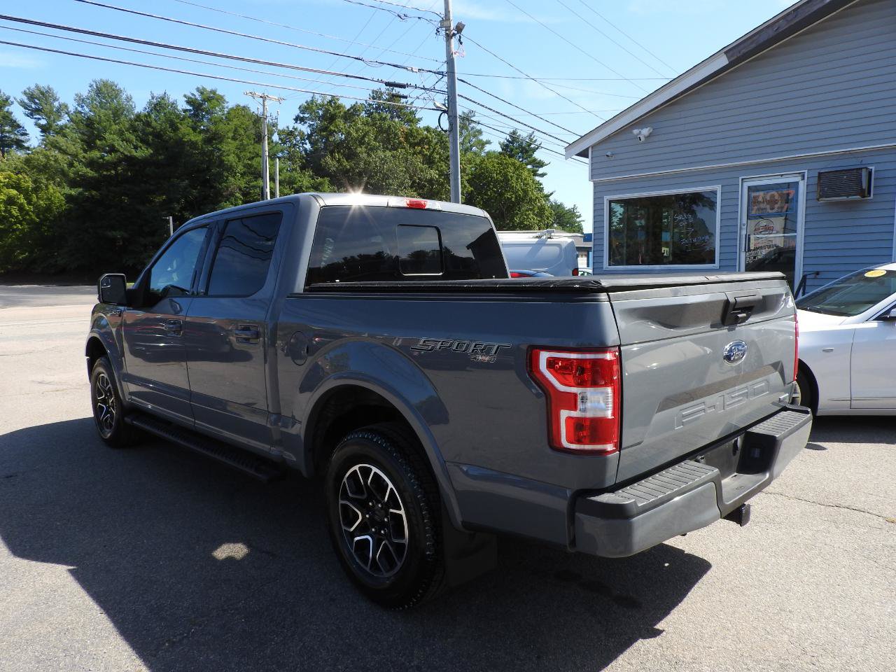 Used 2020 Ford F150 XLT w/ Equipment Group 302A Luxury AWD/4WD image 4