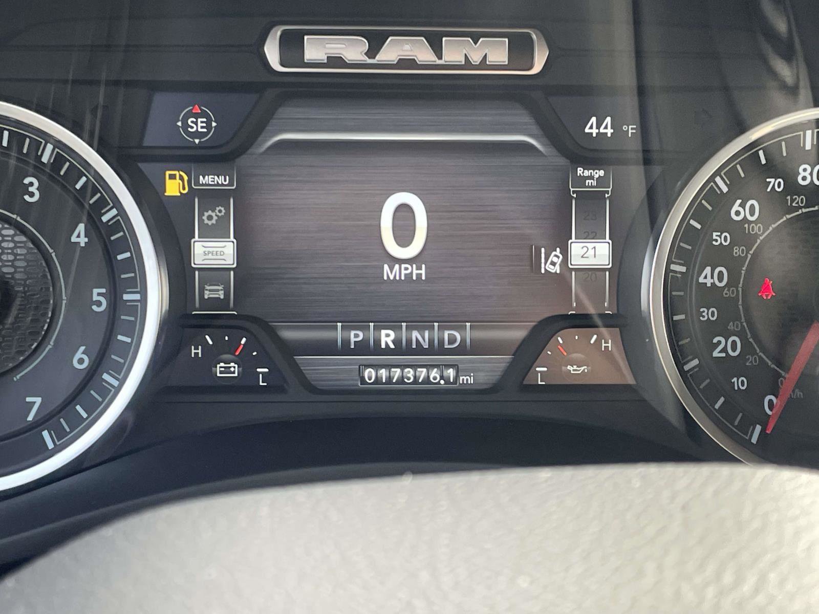 Used 2024 RAM 2500 Big Horn w/ Safety Group image 12