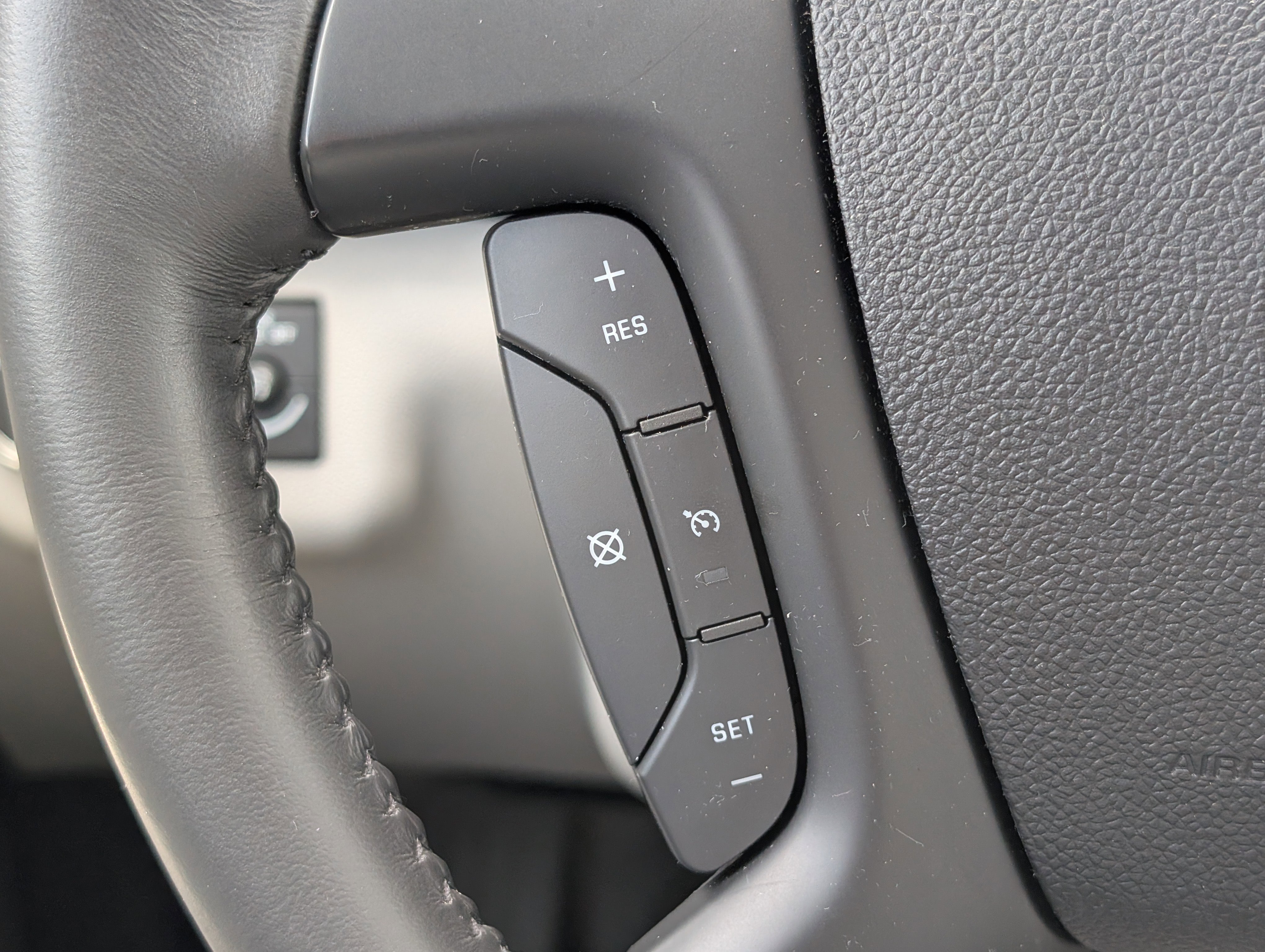 Used 2011 GMC Acadia Denali FWD image 16