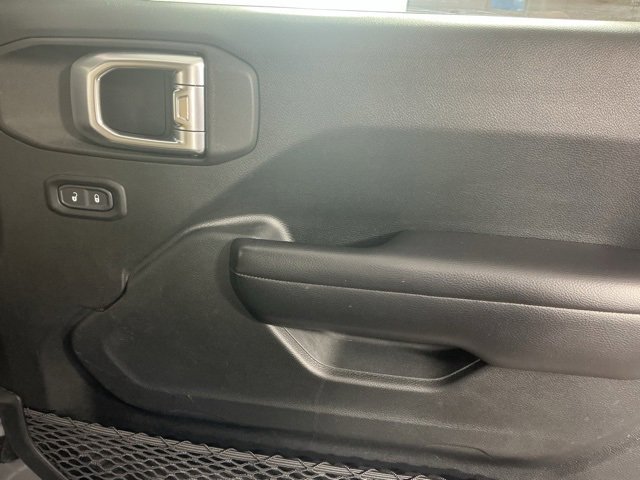 Used 2020 Jeep Gladiator Sport w/ Quick Order Package 24S image 12