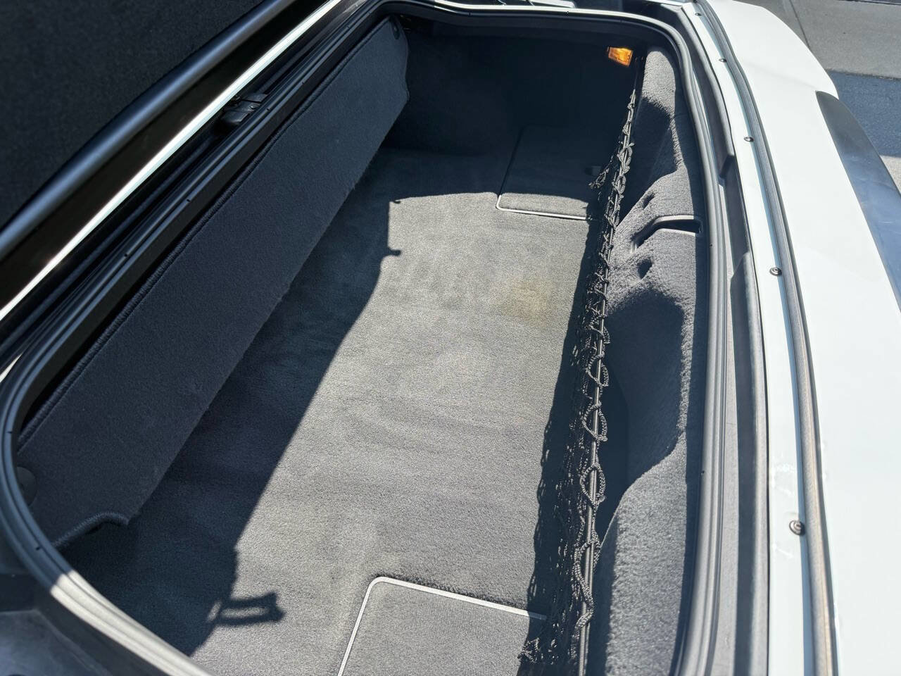 Used 2006 Chevrolet Corvette Convertible w/ Preferred Equipment Group image 30