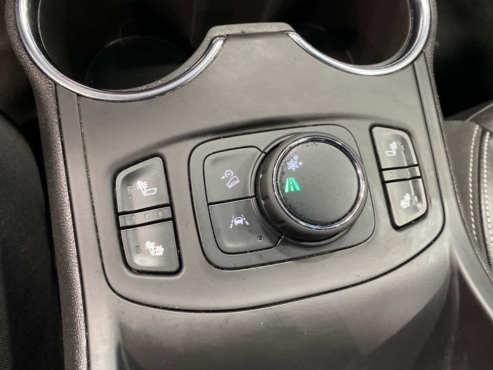 Used 2024 GMC Terrain SLT FWD image 24
