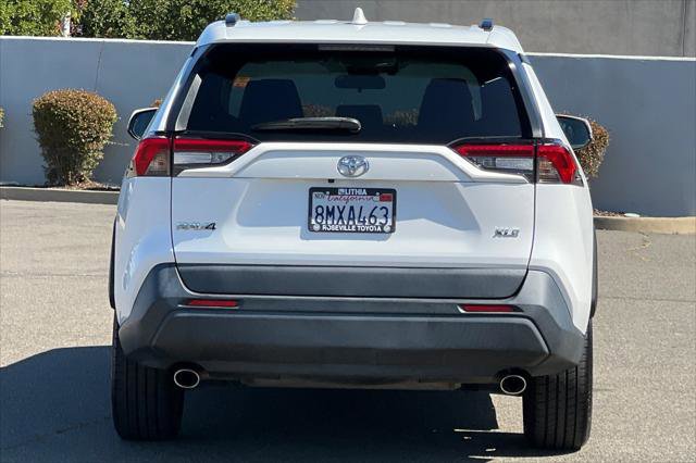 Certified 2019 Toyota RAV4 XLE Premium w/ Cold Weather Package FWD image 8